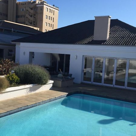 The Blue Lotus Guest House Порт Елизабет Екстериор снимка
