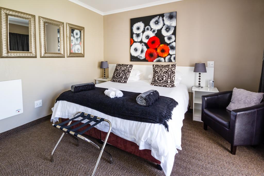The Blue Lotus Guest House Порт Елизабет Екстериор снимка